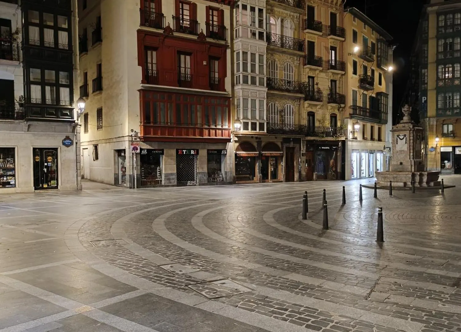 Cornerstone, Apartamento En Casco Viejo Bilbao 0*,