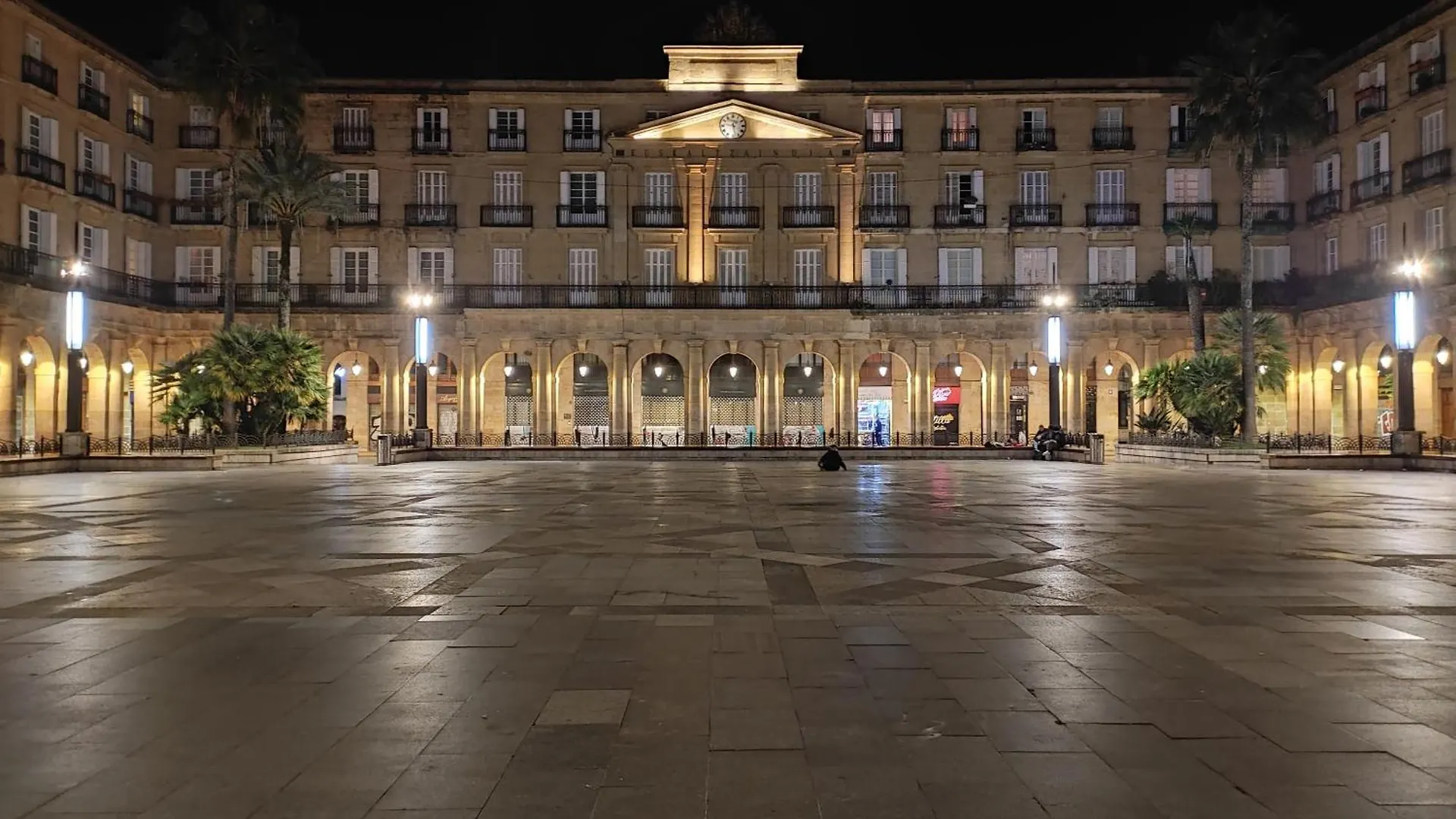 Apartment Cornerstone, Apartamento En Casco Viejo Bilbao